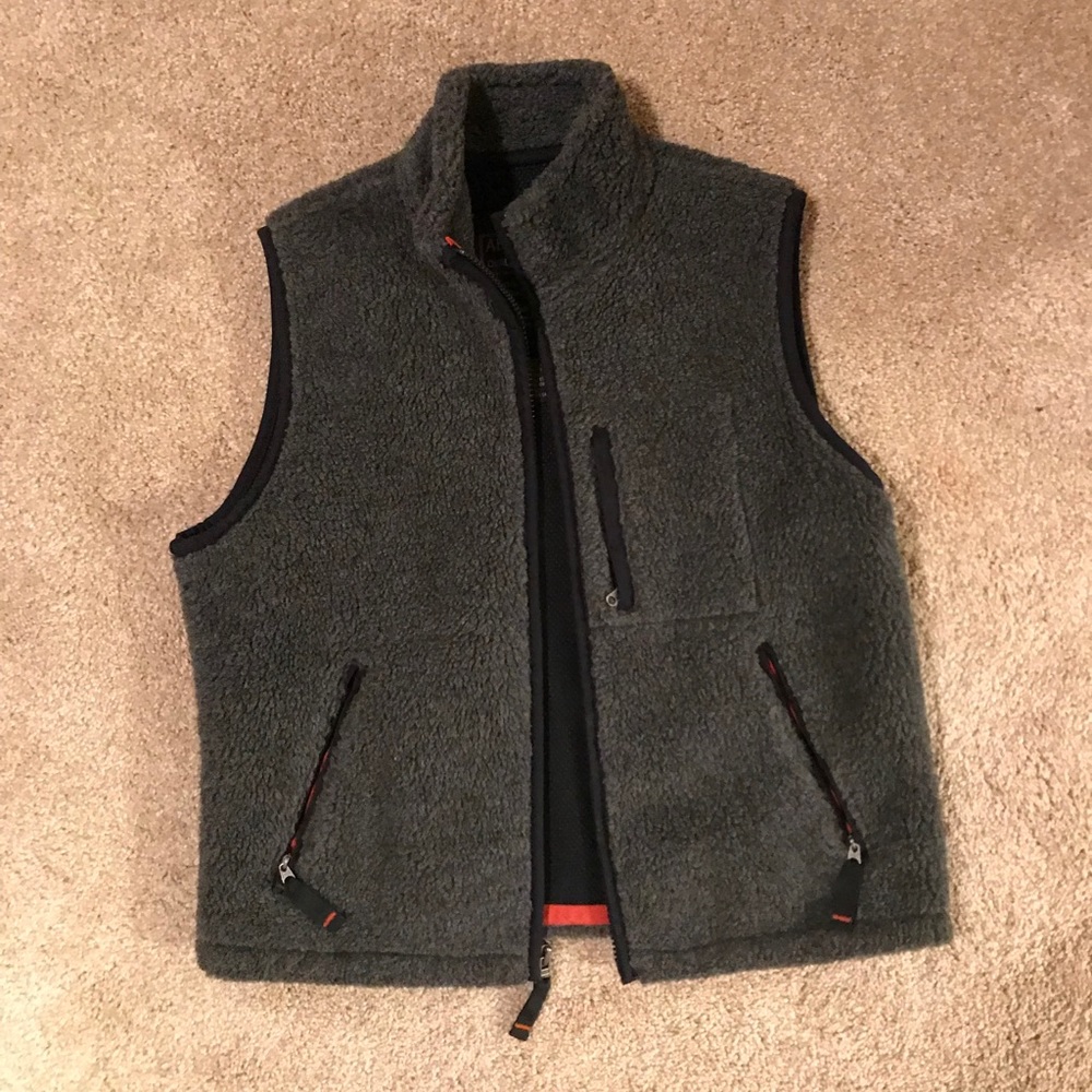 Abercrombie winter vest